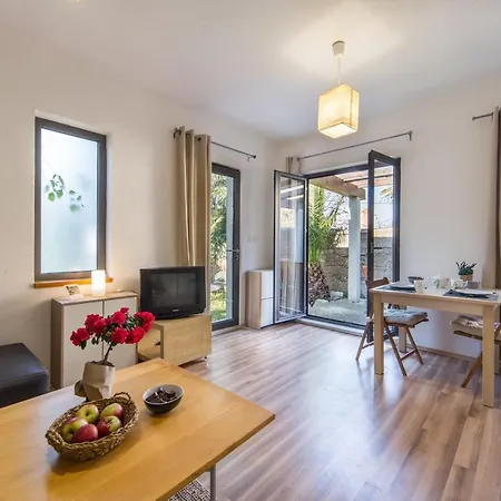 Peaceful Oasis Apartment