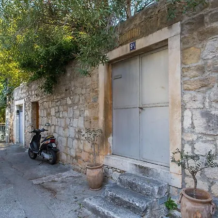 Peaceful Oasis Makarska