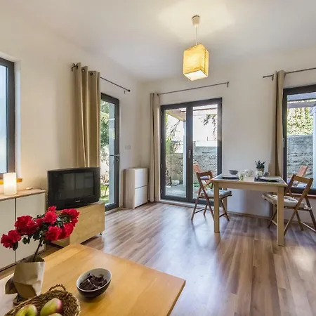 Peaceful Oasis Apartamento Makarska